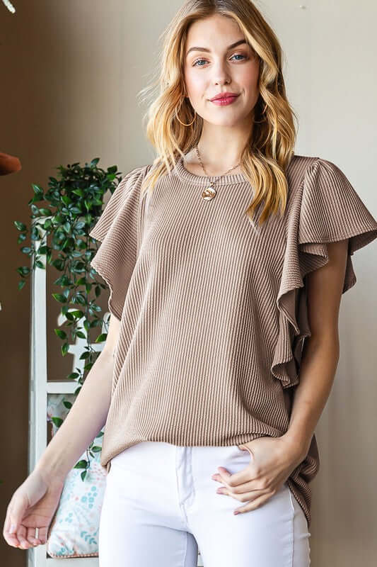 Everything Lovely Wavy Ribbed Top in Mocha