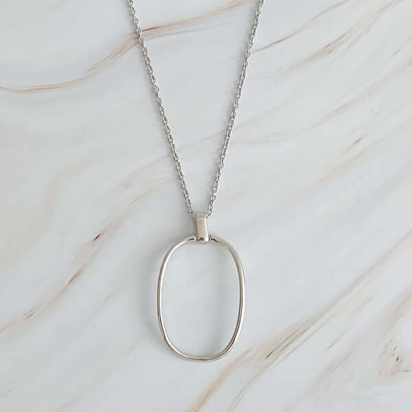 Simple and Sleek 32" Oval Pendant Necklace in Silver
