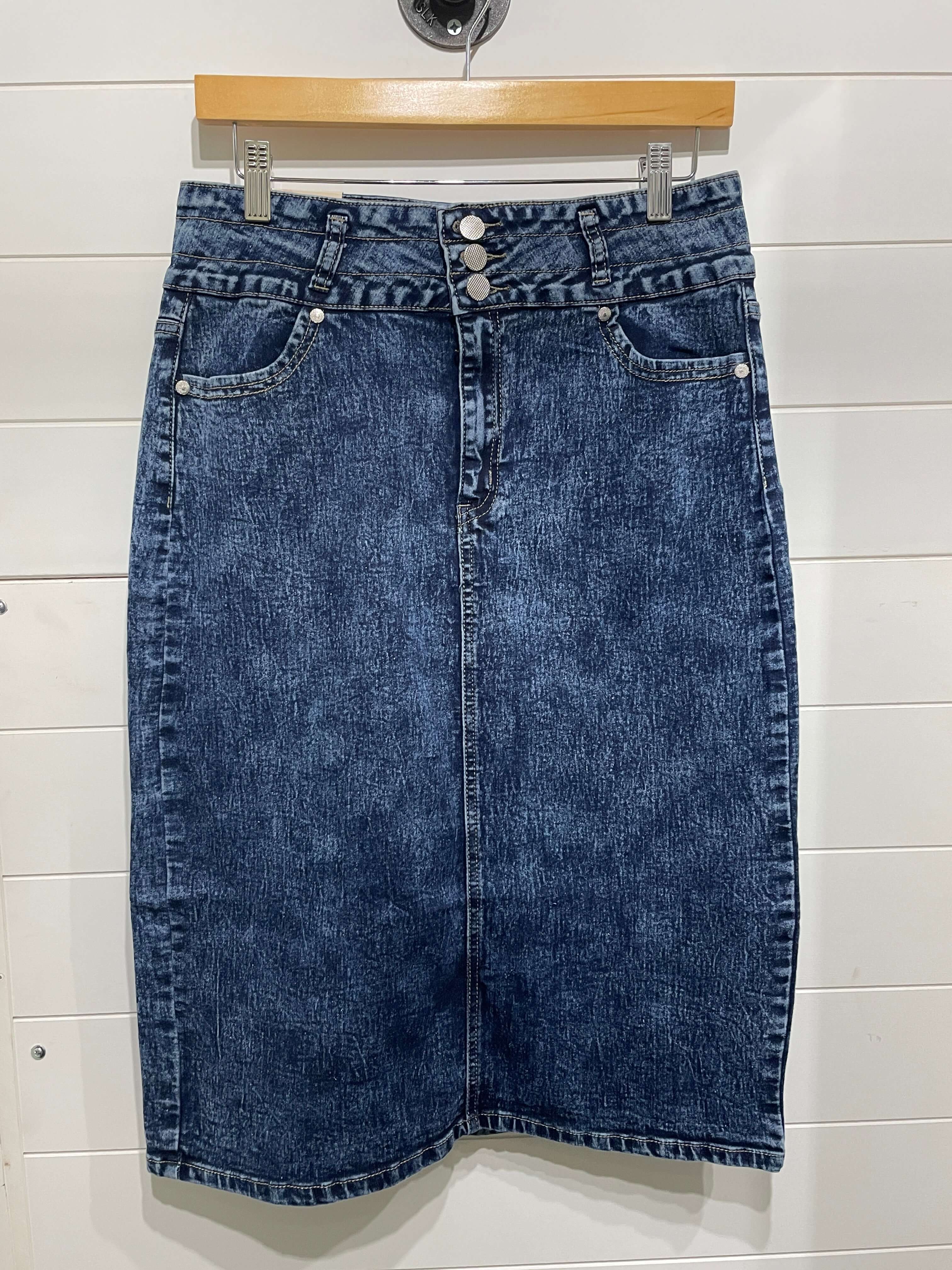 Traditional Girl Bleach Washed Denim Skirt - Curvy