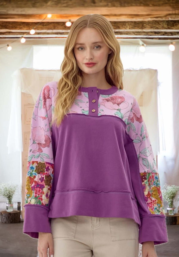 Nothing Compares Mixed Floral Print Top in Purple
