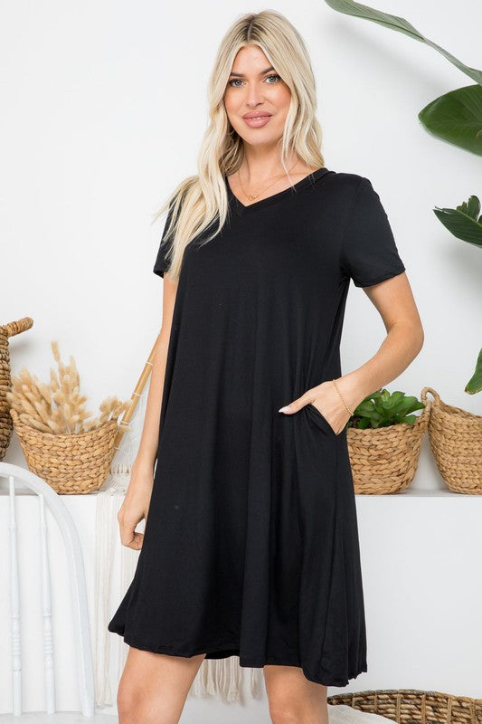 Simplici-Tee T-Shirt Dress in Black