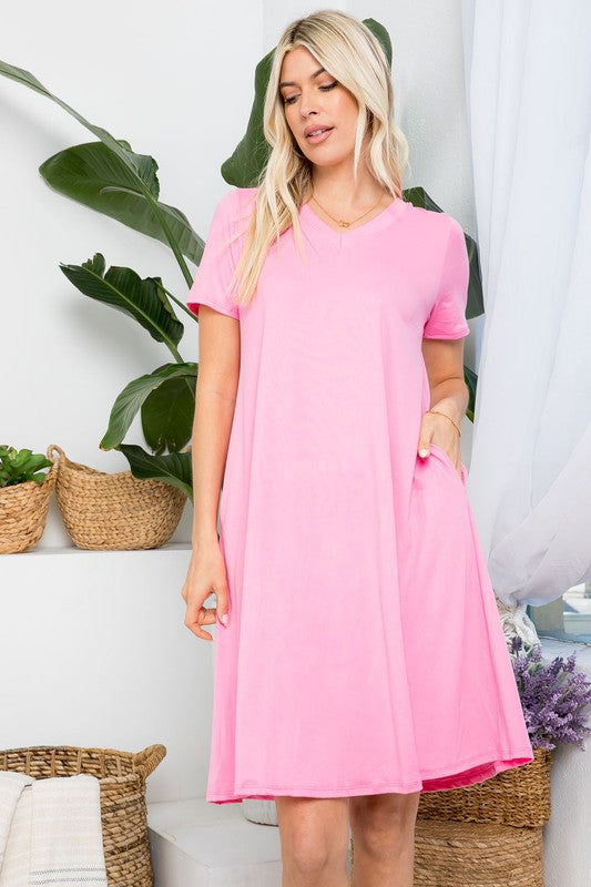 Simplici-Tee T-Shirt Dress in Pink - Curvy