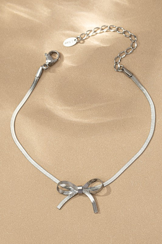 Herringbone Chain Bow Bracelet in Silver