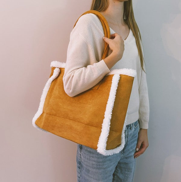 Cozy Teddy Tote Shoulder Bag in Creamy Caramel