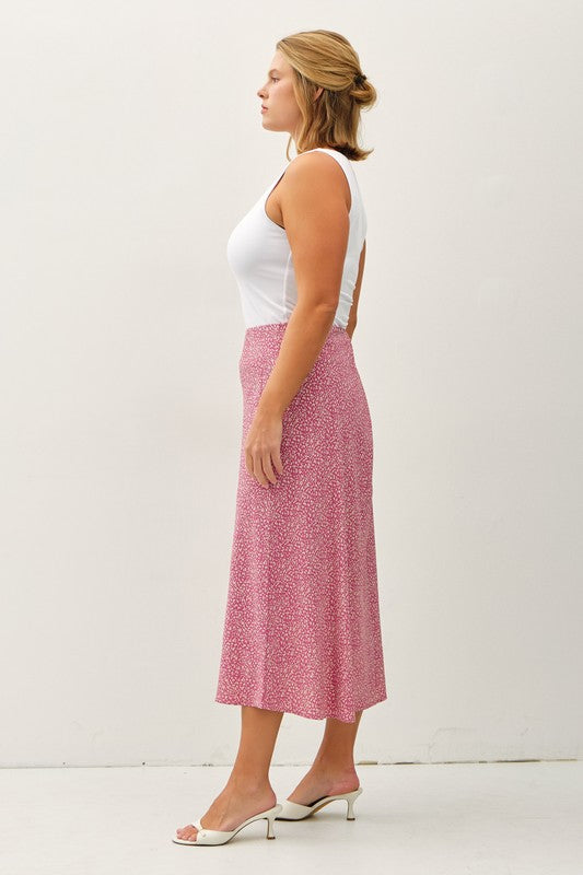 Yours Truly Ditzy Floral Skirt in Mauve