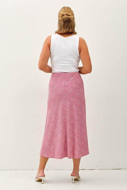 Yours Truly Ditzy Floral Skirt in Mauve