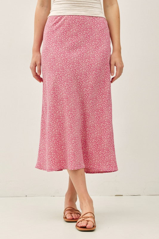 Yours Truly Ditzy Floral Skirt in Mauve - Curvy