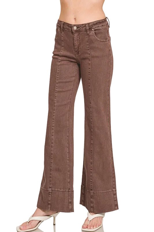 Wendy Mid-Rise Wide Leg Denim Pants in Rum Brown