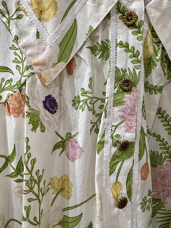 Allison Floral Print Bib Collar Top in Cream