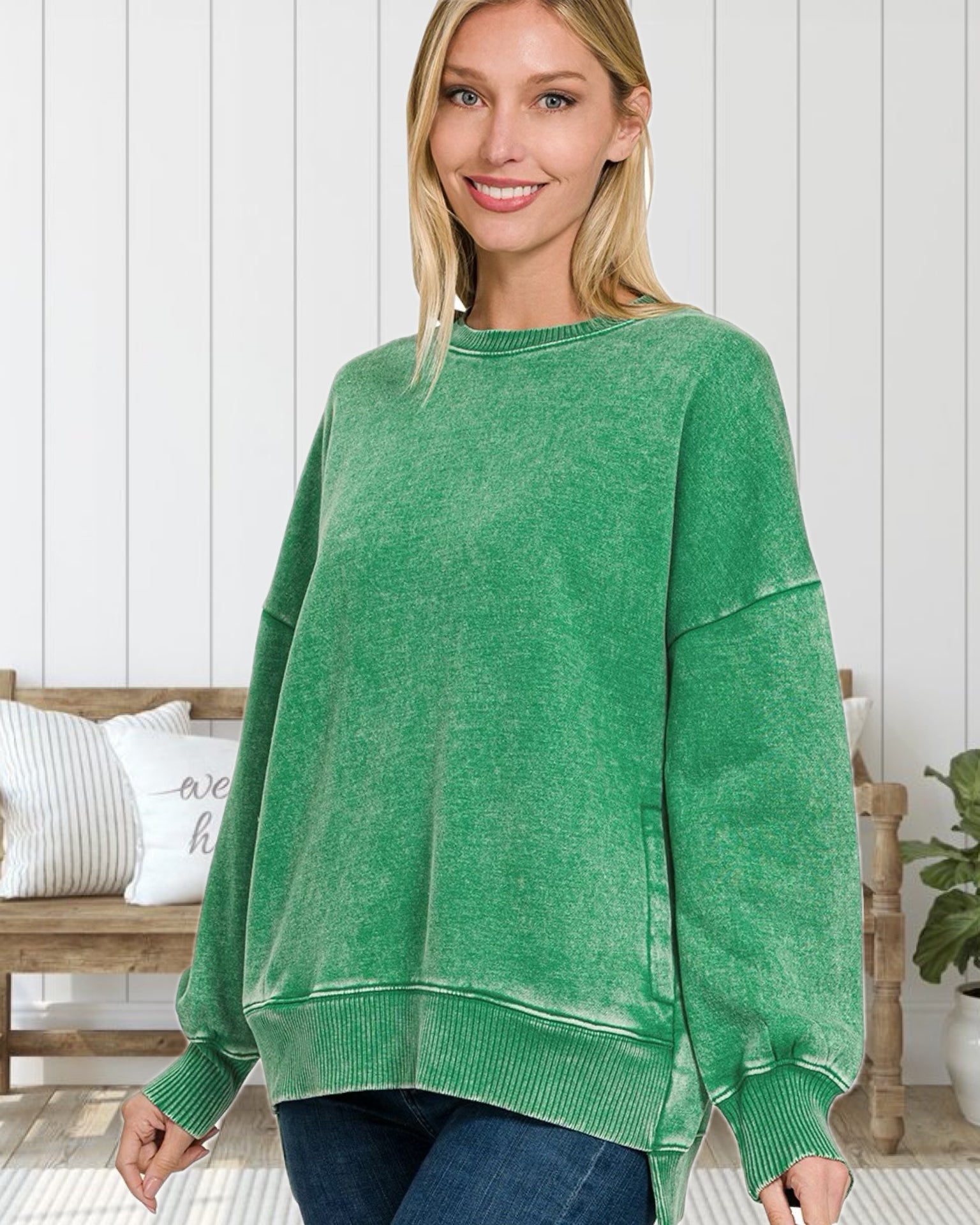 Relaxation Vacation Acid Wash Fleece Sweatshirt in Forest Green