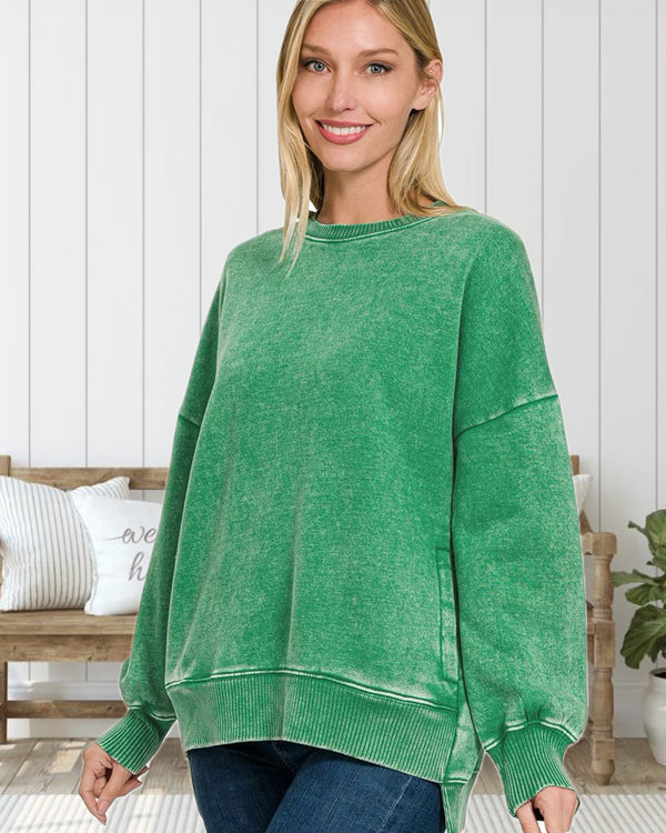 Relaxation Vacation Acid Wash Fleece Sweatshirt in Forest Green