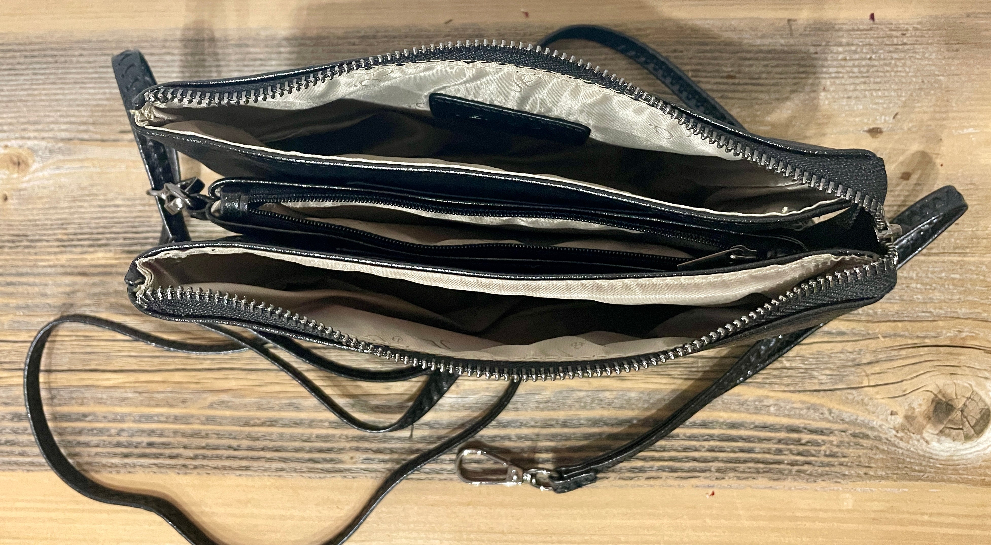 Tori Leather Three Compartment Crossbody in Black Onyx